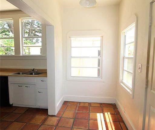 3rd image of 1236 14th St #A