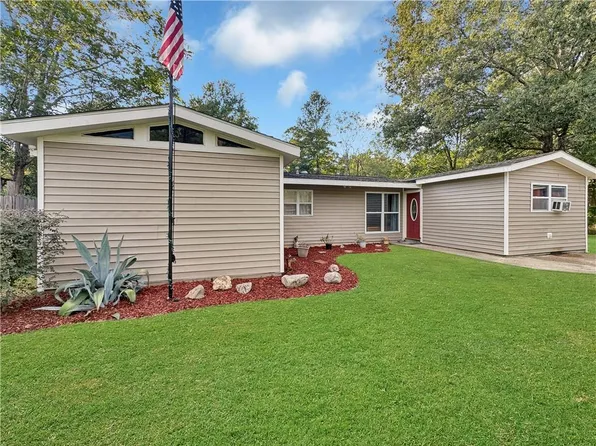 1511 Lynwood Dr, Bogalusa, LA 70427