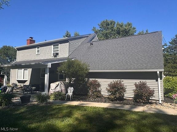 3rd image of 2760 Haines Rd