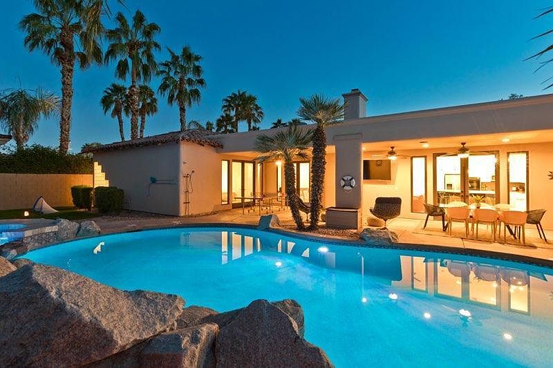1st image of 78550 Tujunga Ave