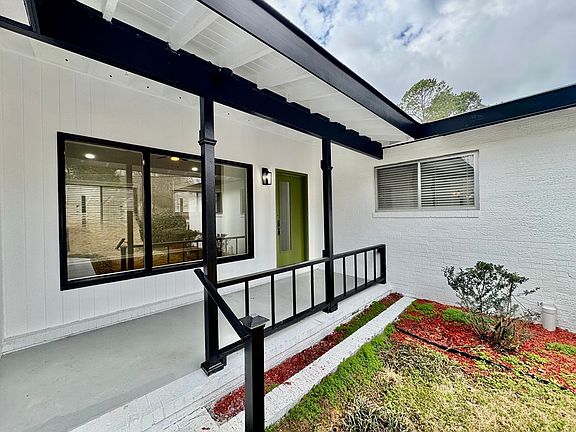 4th image of 4470 Lapaloma Dr