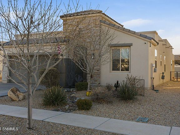 3rd image of 6833 Electra Ave
