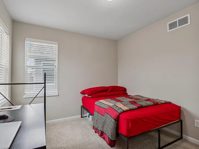 1835 Summerfield Way — Photo 28