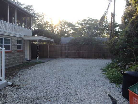 2nd image of 1618 Roosevelt Ave