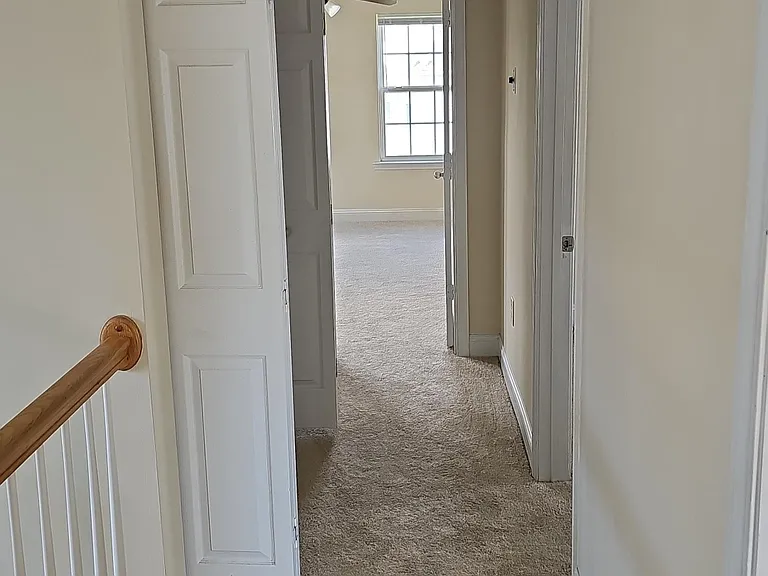 13631 Riding Hill Ave — Photo 7