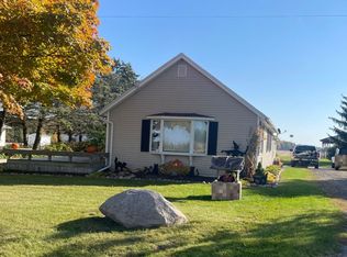 10685 Petrie Rd, Portland, MI 48875