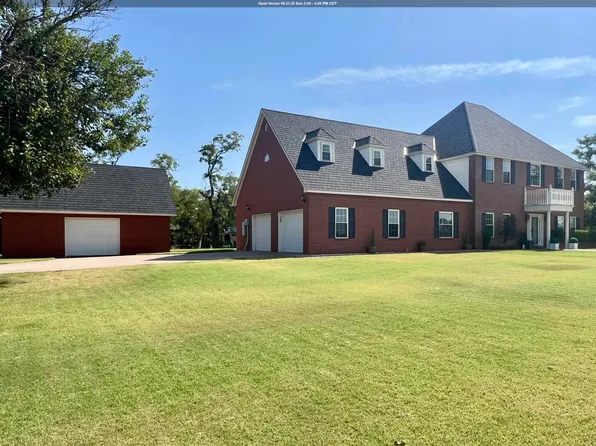 13 Wilderness Rd, Enid, OK 73703