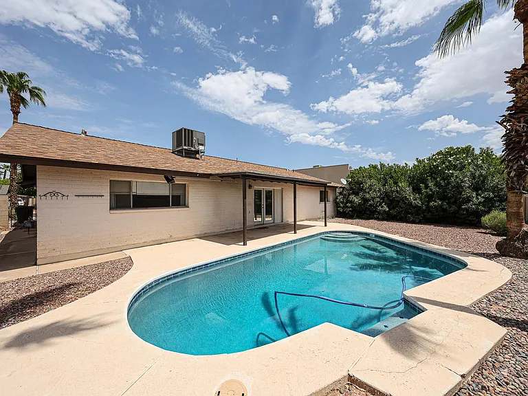 Pebbletec 8 foot diving pool