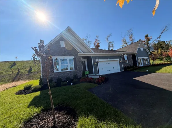 5135 S Pioneer Rd, Gibsonia, PA 15044