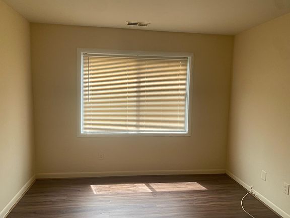 5th image of 6437 Richmond Hwy APT 102