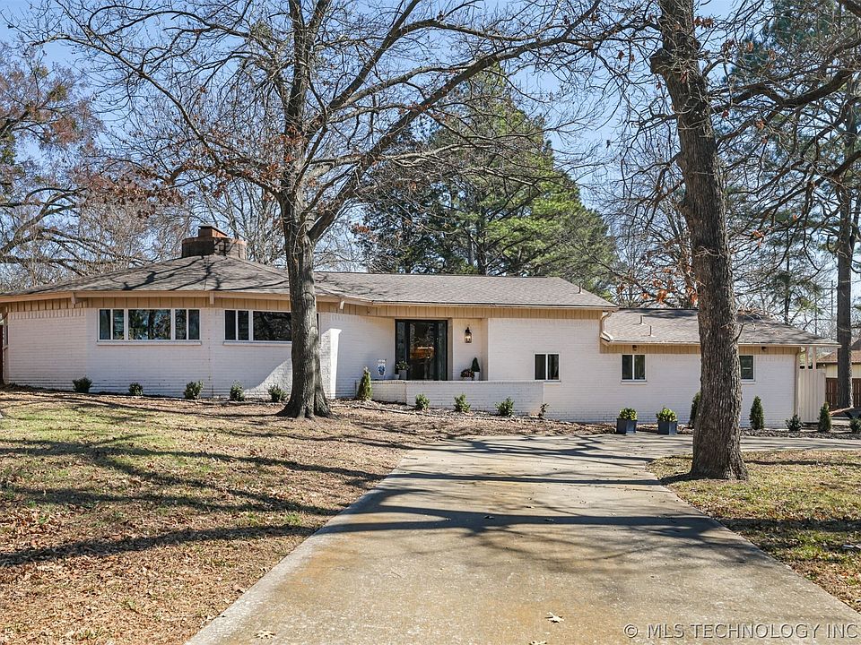 1st image of 2232 Gershwin Dr