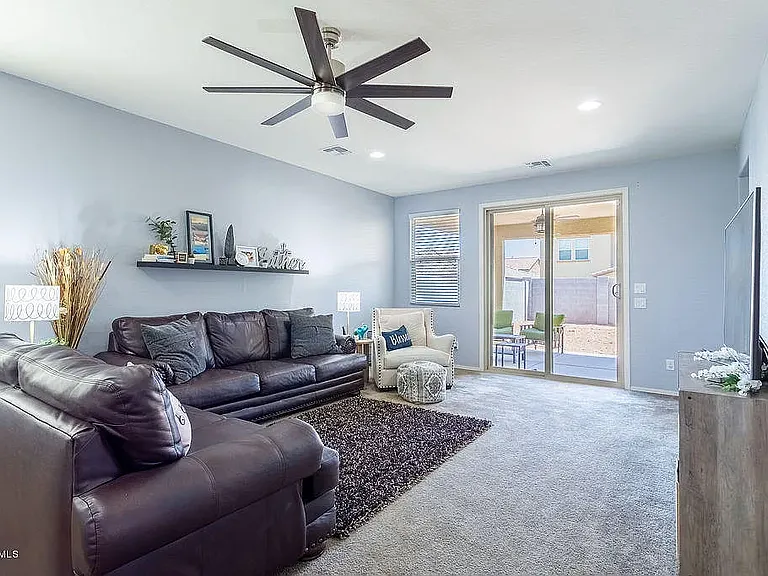 40849 W Patricia Ln — Photo 9