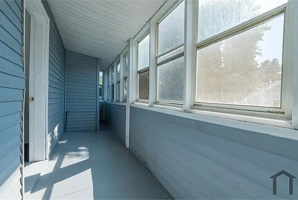 6300 Gertrude Ave #UP — Photo 12