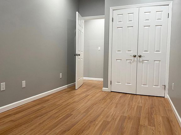 5th image of 111 Palisade St APT 3