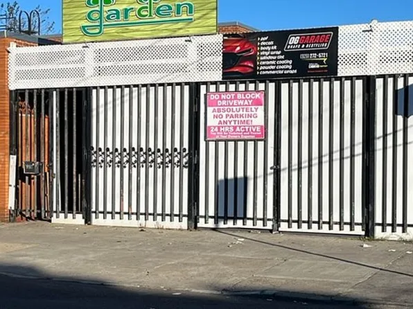 309 Avenue, Brooklyn, NY 11223