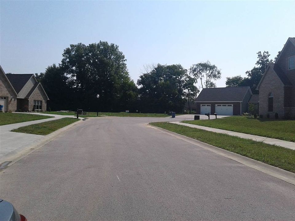 2nd image of 104 Naturesview Ct