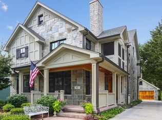 372 May Ave, Glen Ellyn, IL 60137