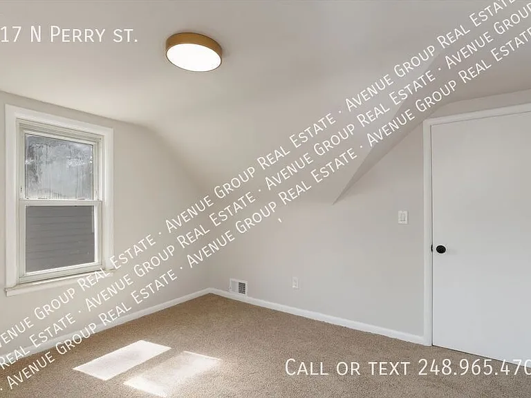 917 N Perry St — Photo 22