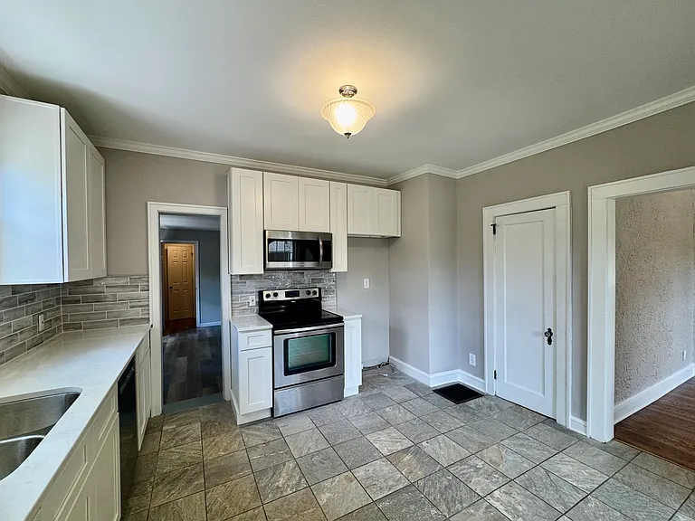 1916 Fair Dr — Photo 16