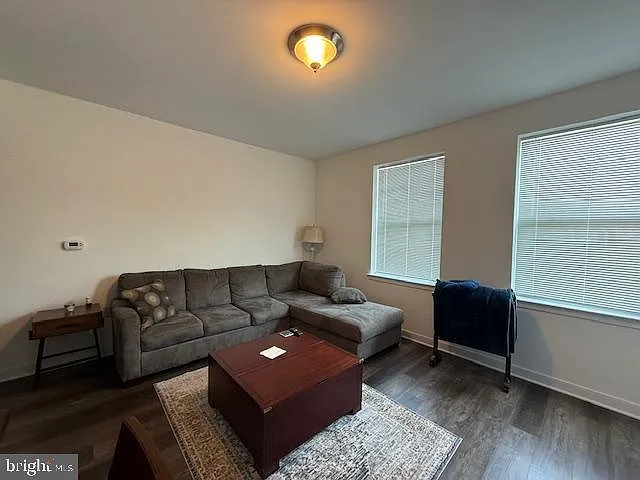 1 bed, $1,950 — Photo 2