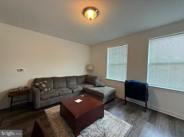 43 Princeton Hightstown Rd #1207, Princeton Junction, NJ 08550