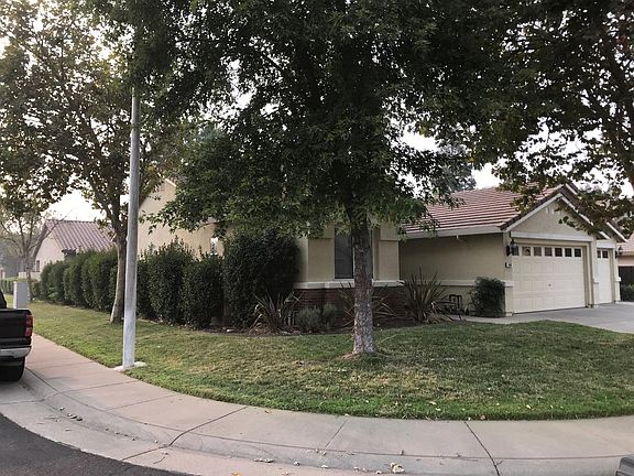 3rd image of 540 Tarrant Ct