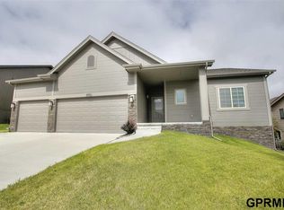 4802 N 175th St, Omaha, NE 68116
