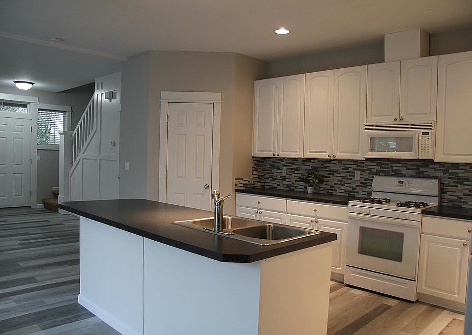 4133 NW 16th Ave, Camas, WA 98607 Zillow