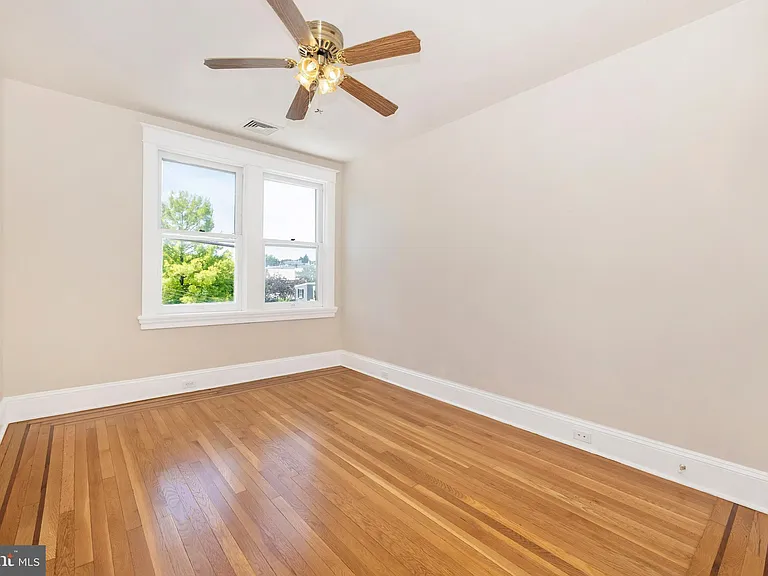 231 N Market St #3 — Photo 32