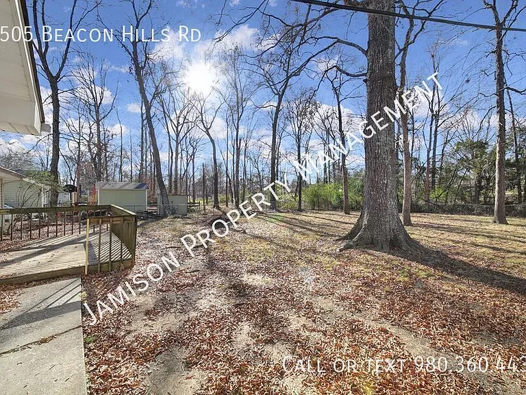 8505 Beacon Hills Rd — Photo 20