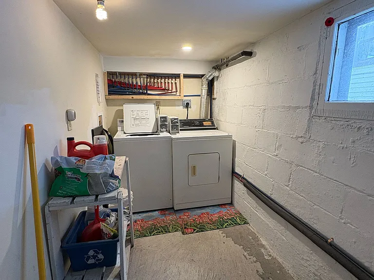 204 McKay Ave #1 — Photo 15