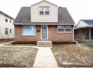 4065 N 85th St, Milwaukee, WI 53222