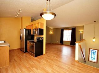 2032 Brittany Ct, Shakopee, MN 55379