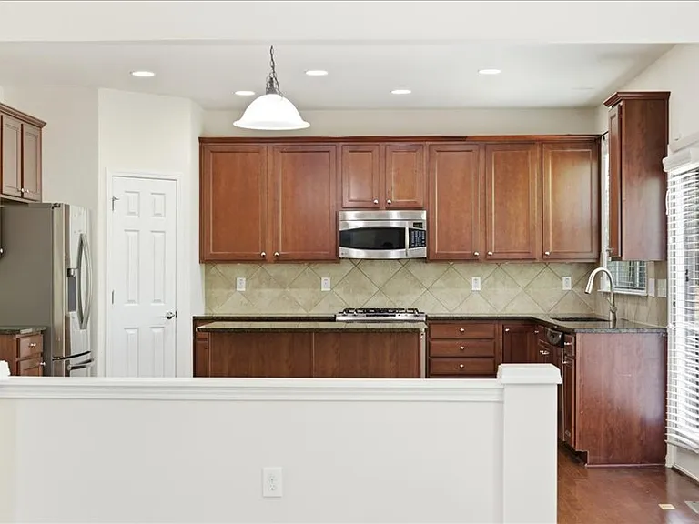 2705 Azalea Bluff Dr — Photo 50