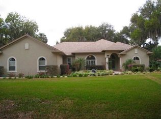 35015 Shady Oaks Ln, Fruitland Park, FL 34731