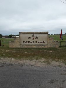 137 Triple R Dr, La Vernia, TX, 78121