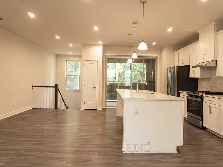 8 Questover Dr — Photo 11