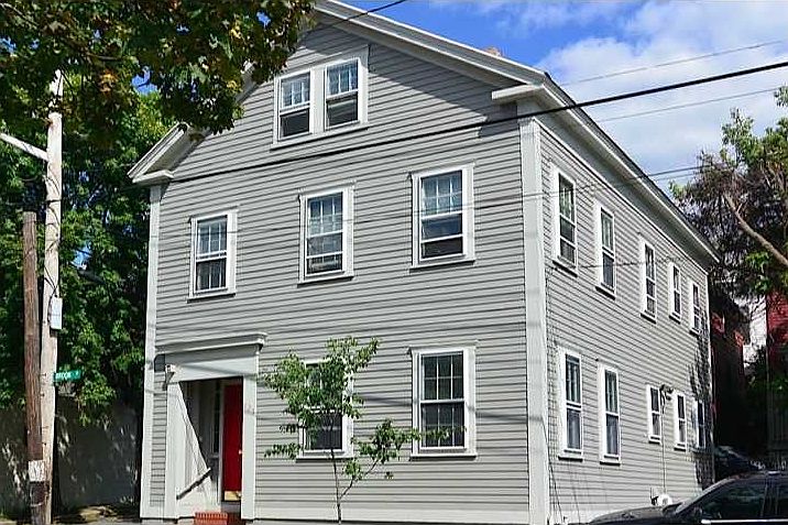 2nd image of 123 Brook St