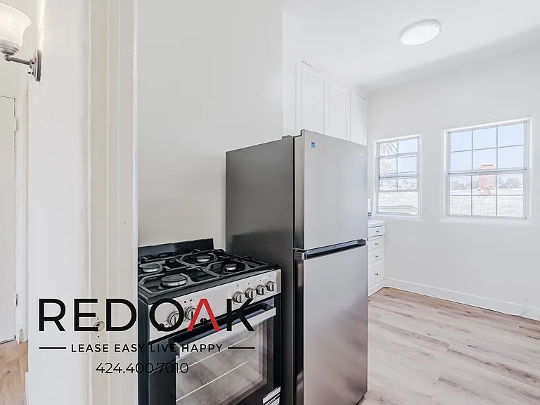 1274 S Mullen Ave #1272-1/4 — Photo 6