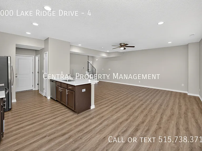 7000 Lake Ridge Ave #4 — Photo 5