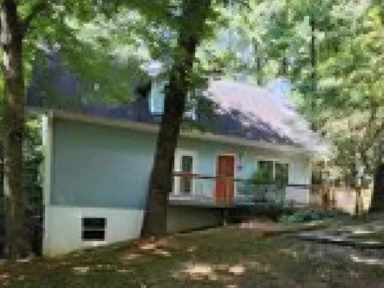 128 Chantelle Ln — Photo 1
