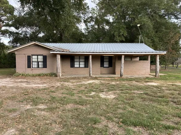 107 J Alexander Rd, Logansport, LA 71049