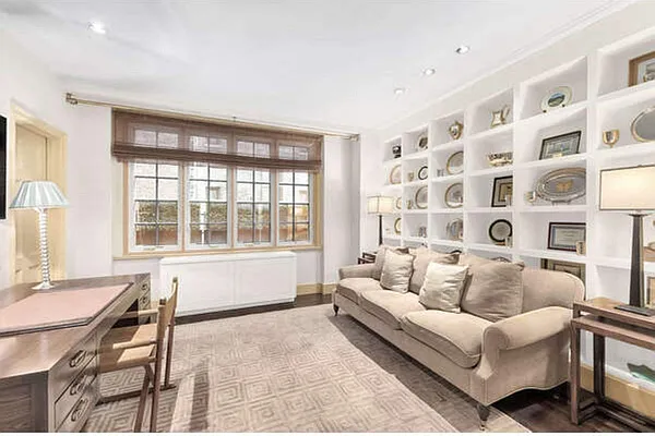 Sold by Sotheby's International Realty | media 10