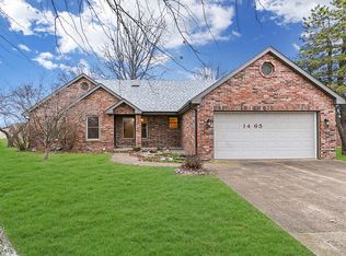 1465 S Sunset Ave, Bolivar, MO 65613