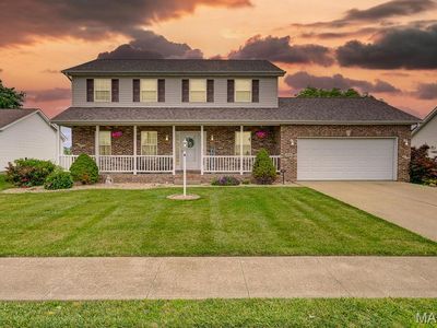 169 Patton Dr, Bethalto, IL, 62010