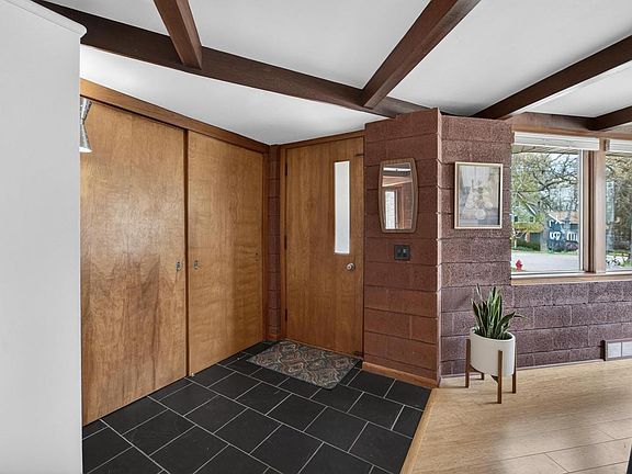 2nd image of 25 Shepard Terrace