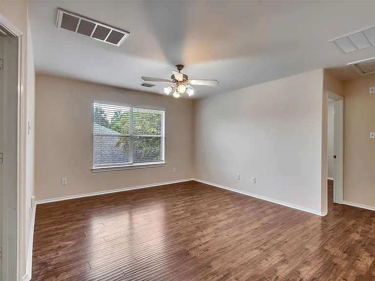 4203 Keystone Trl — Photo 23