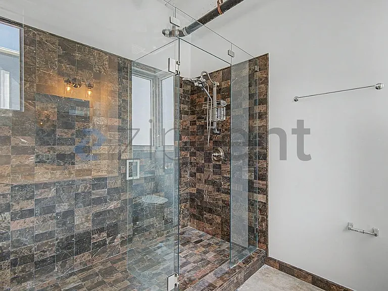 103 SE 4th Ave #203 — Photo 34