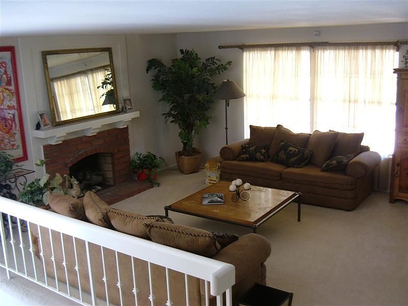 2nd image of 3286 Turlock Dr