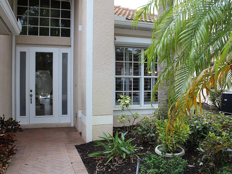FRONT DOOR_07172023